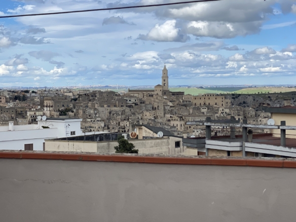 Vendesi Appartamento da Sogno a Matera con Vista Mozzafiato sui Sassi!