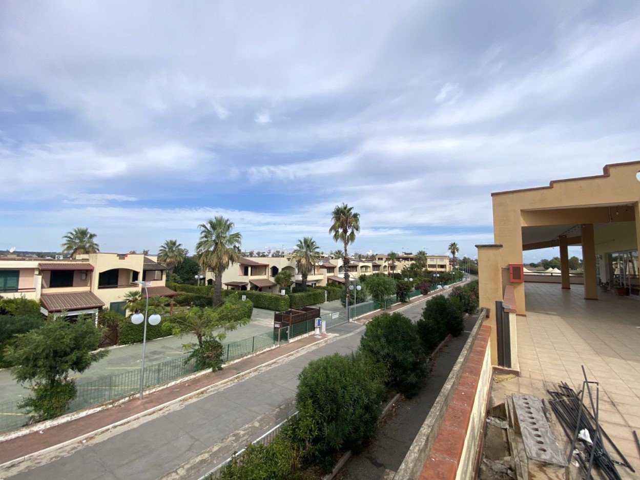 DUE LOCALI COMMERCIALI IN VENDITA – MARINA DI PISTICCI (LIDO 48)