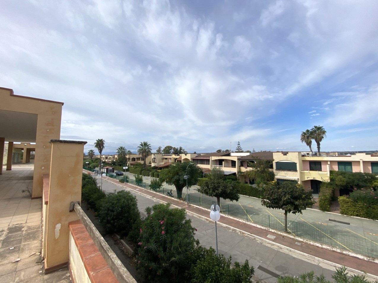 DUE LOCALI COMMERCIALI IN VENDITA – MARINA DI PISTICCI (LIDO 48)