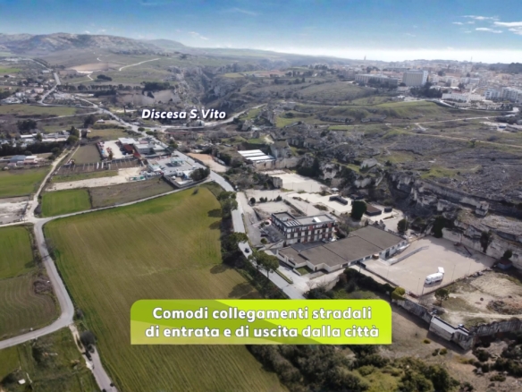 Capannone Già a Rendita Ristrutturato in Città – SS7 Matera